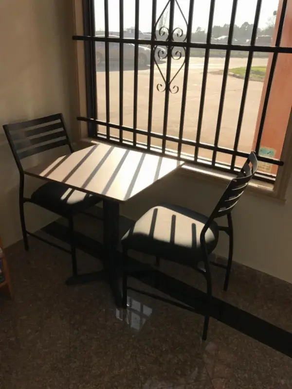 Moonlight Inn & Suites 6